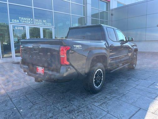 2025 Toyota Tacoma TRD Off-Road