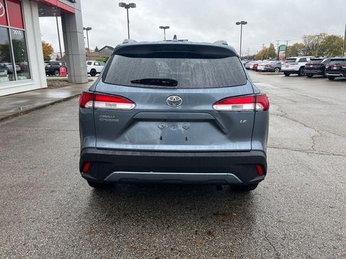 2024 Toyota Corolla Cross LE
