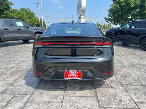 2025 Toyota Prius L