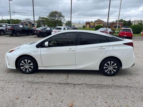 2020 Toyota Prius XLE