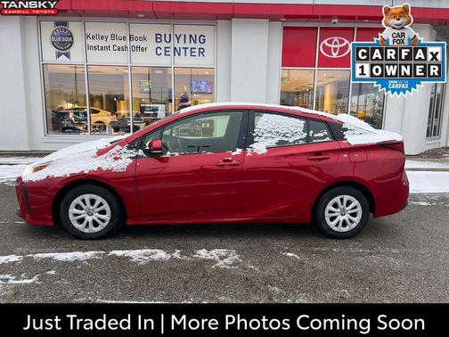 2021 Toyota Prius LE