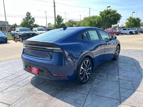 2025 Toyota Prius L