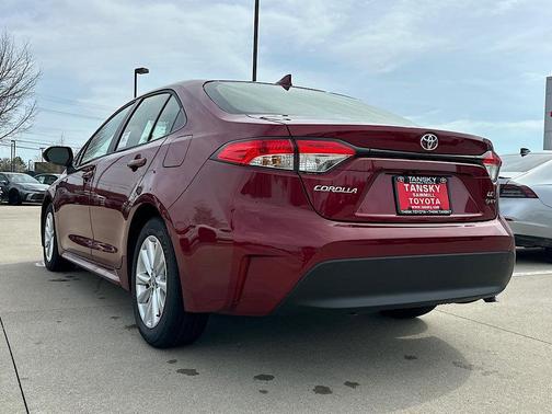2026 Toyota Corolla Hybrid LE