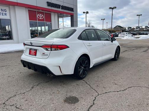 2024 Toyota Corolla Hybrid SE