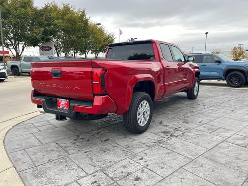 2025 Toyota Tacoma SR5