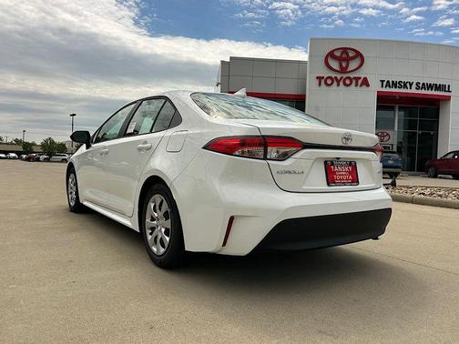 Ice 2026 Toyota Corolla LE
