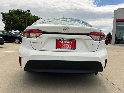 Ice 2026 Toyota Corolla LE