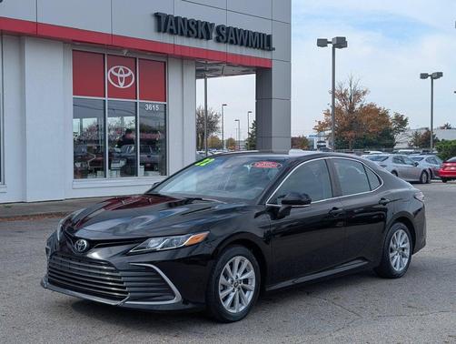 Midnight Black Metallic 2022 Toyota Camry LE