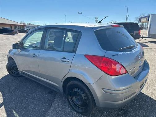 2011 Nissan Versa 1.8 S