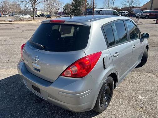 2011 Nissan Versa 1.8 S