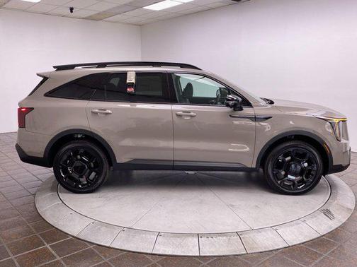 2025 Kia Sorento SX