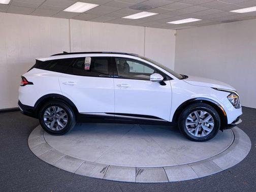2025 Kia Sportage SX