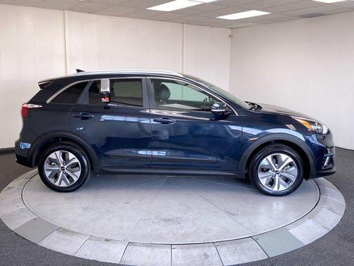 2022 Kia Niro EV EX
