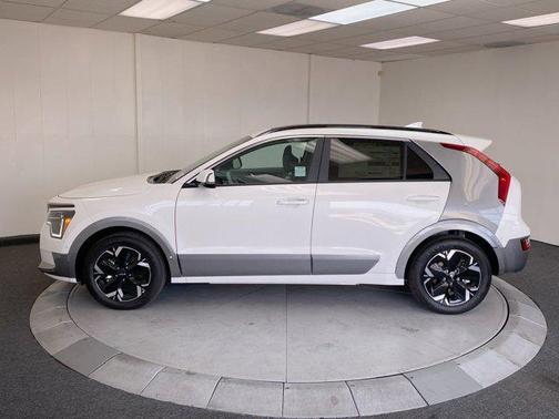 2025 Kia Niro EV Wave