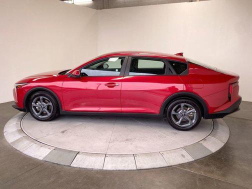 Currant Red 2025 Kia K4 LXS
