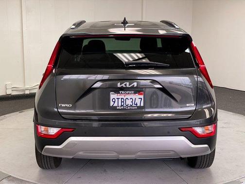 2025 Kia Niro EX