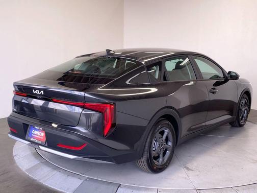 INTERGREY 2026 Kia K4 LXS
