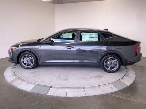 INTERGREY 2026 Kia K4 LXS