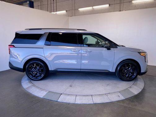 Ceramic Silver 2026 Kia Carnival Hybrid SX