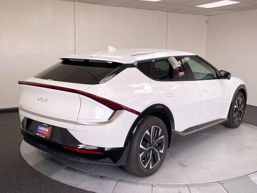 2023 Kia EV6 Wind