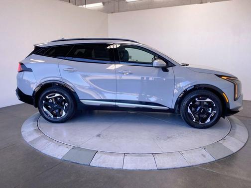 Wolf Gray 2026 Kia Sportage SX