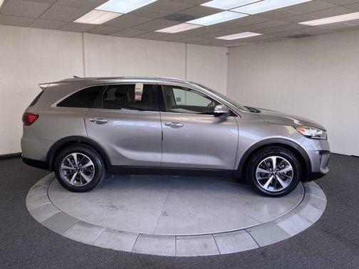 2019 Kia Sorento EX