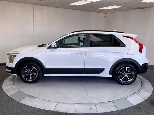 2026 Kia Niro EX