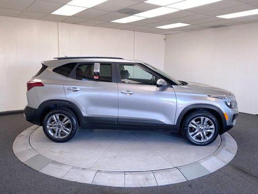 2021 Kia Seltos S
