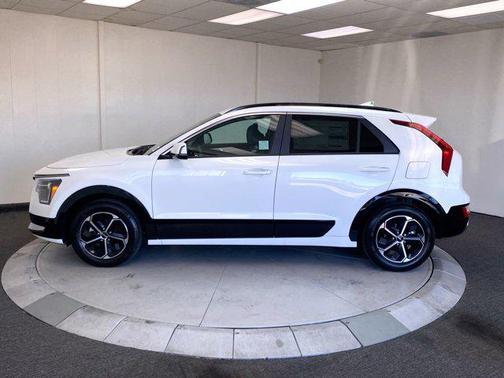 2026 Kia Niro SX