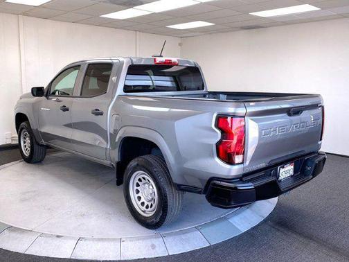 Sterling Gray Metallic 2023 Chevrolet Colorado WT
