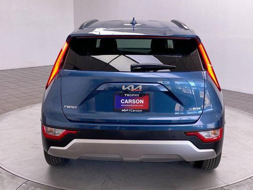 2025 Kia Niro EX