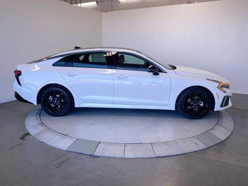 Snow White Pearl 2026 Kia K5 GT-Line FWD