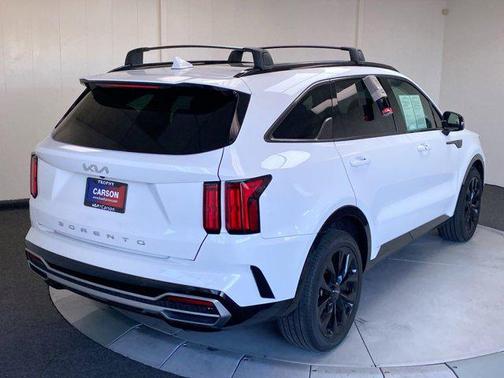 2022 Kia Sorento SX