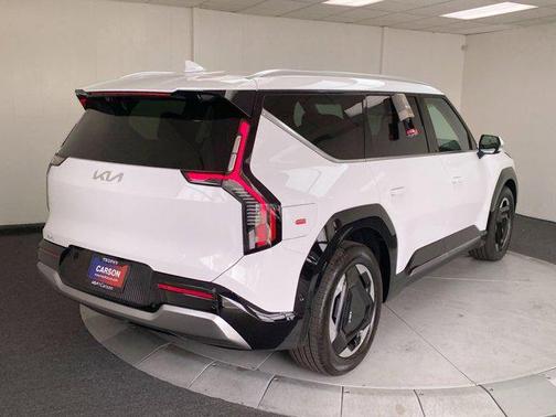 2026 Kia EV9 Land