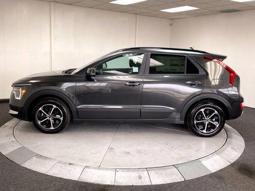 2026 Kia Niro EX
