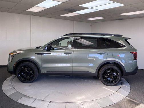 Jungle Green 2026 Kia Sorento SX