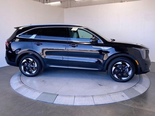 Aurora Black Pearl 2025 Kia Sorento Hybrid SX Prestige