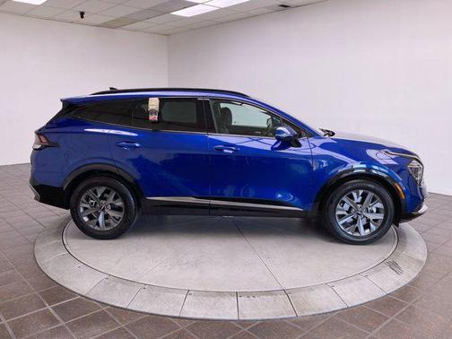 2025 Kia Sportage SX