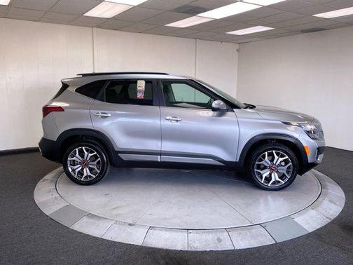 2022 Kia Seltos SX Turbo