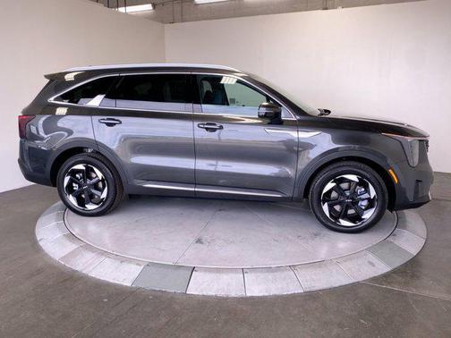 INTERGREY 2026 Kia Sorento Hybrid EX