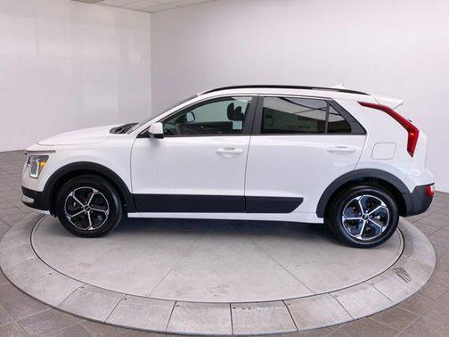 2026 Kia Niro LX