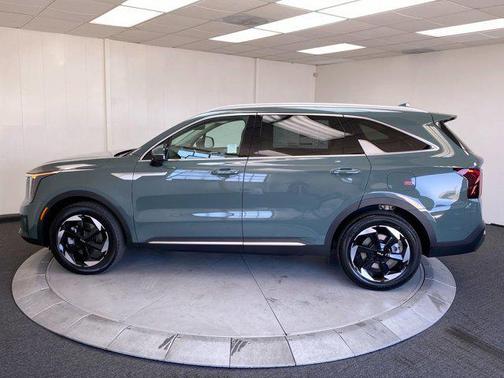 2025 Kia Sorento Hybrid EX