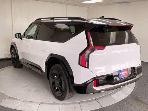 GWP/BLKROOF 2026 Kia EV9 GT-Line