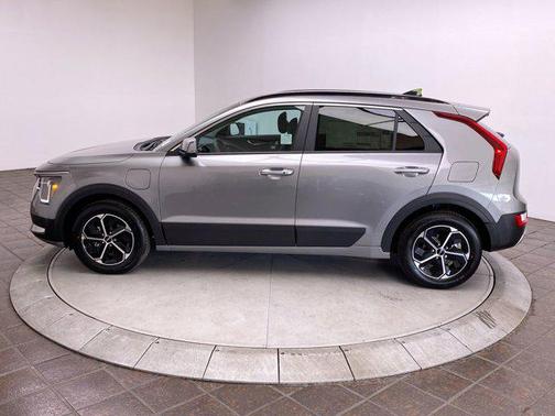 2025 Kia Niro Plug-In Hybrid EX