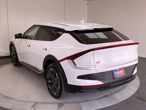 2025 Kia EV6 Light Long Range