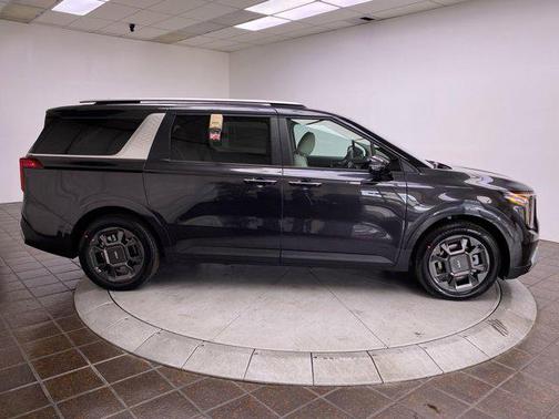 2025 Kia Carnival Hybrid EX
