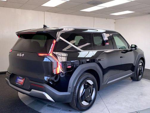 2026 Kia EV9 Wind