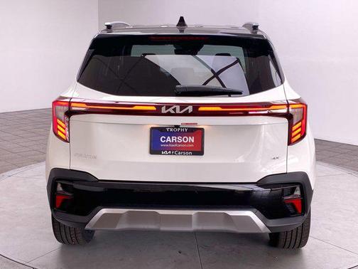 Clear White/Black Roof 2026 Kia Seltos SX