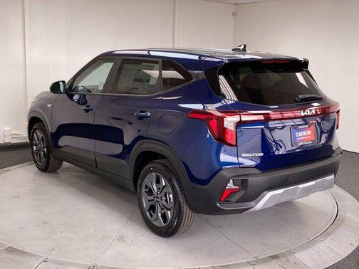 2025 Kia Seltos LX