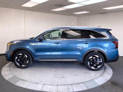 2025 Kia Sorento Plug-In Hybrid EX
